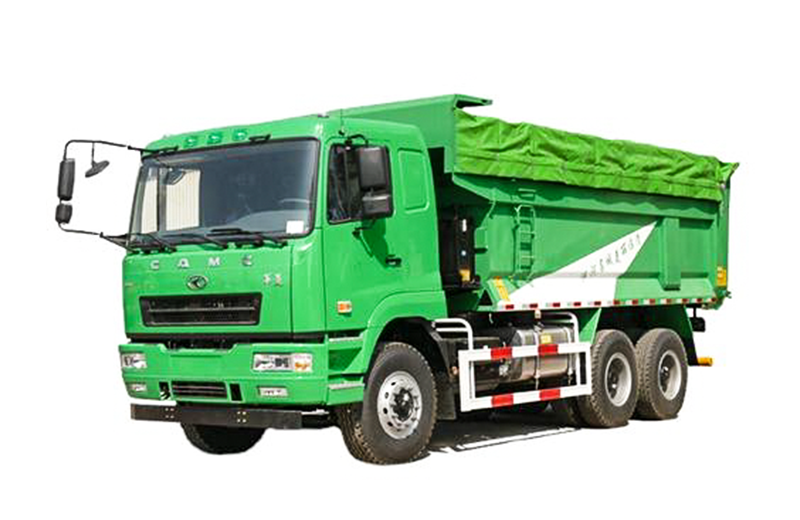 Manutenzione e attenzione alla manutenzione del camion del trattore