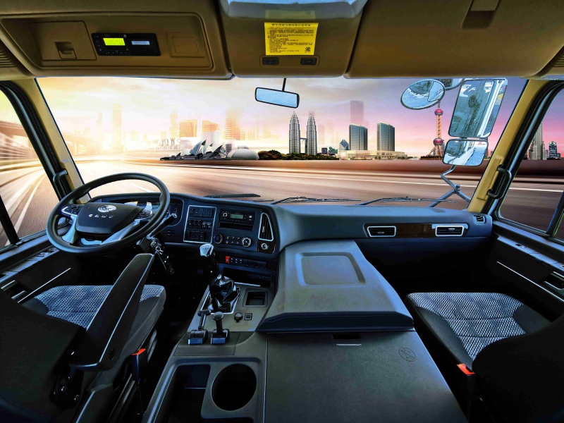 Camion elettrico personalizzato per il porto