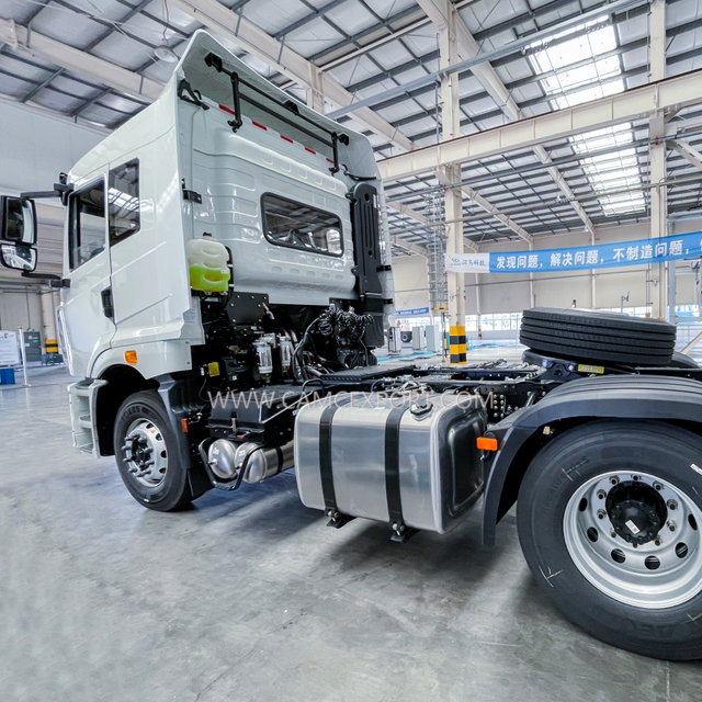 Strong Traction High Roof Truck per trattori pesanti 4*2 Truck a testa diesel