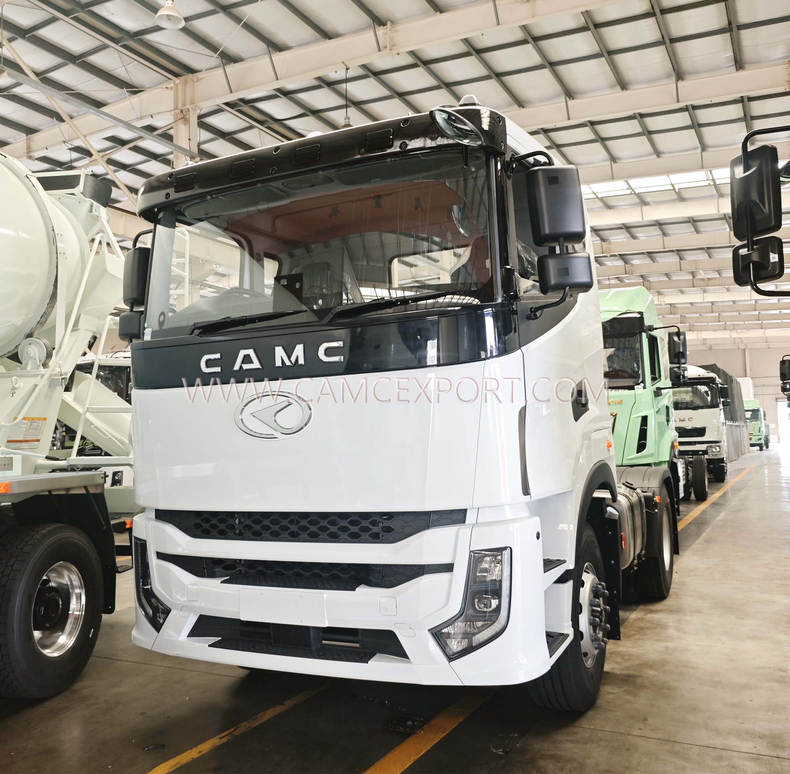  4*2 camion per il servizio pesante