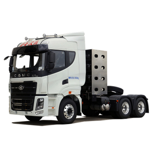 Camion trattore CAMC H9 CNG