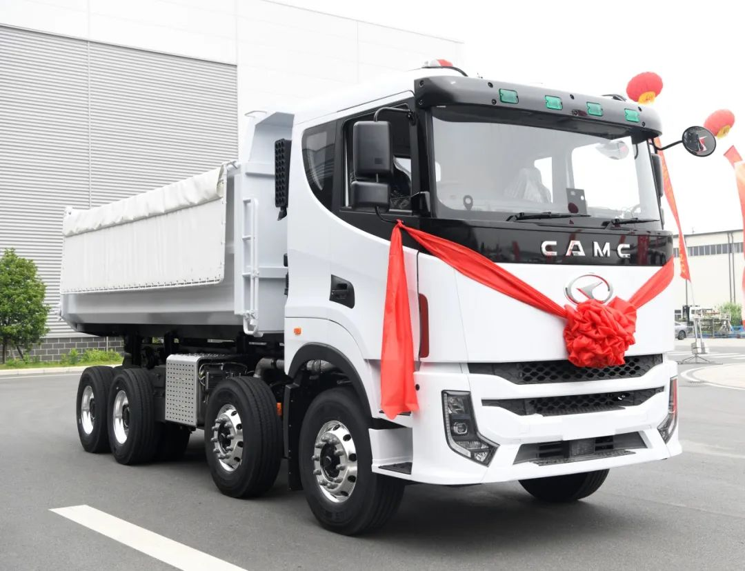 CAMC offre 130 camion di cassone ribaltabile per supportare lo sviluppo del mercato del sud -est asiatico