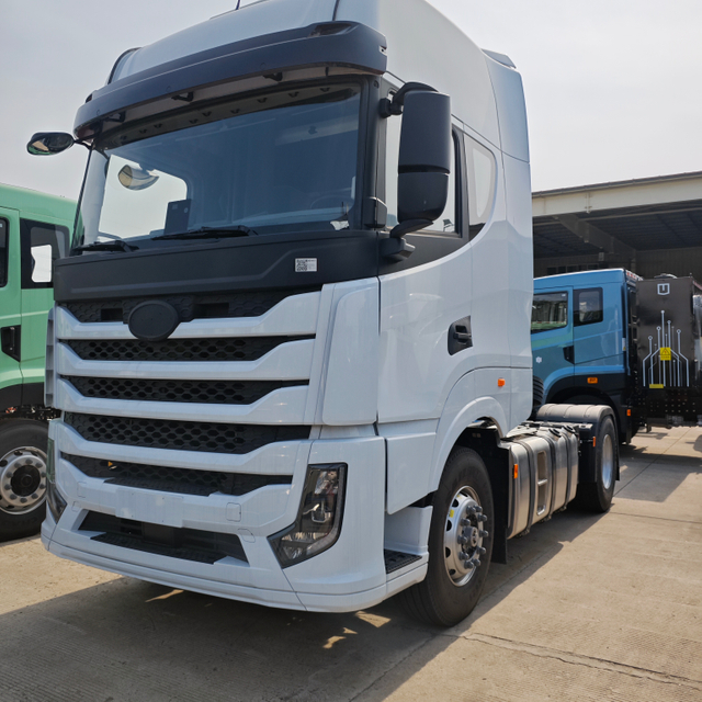 Robusto prestazione CAMC 4x2 560 CV trattore trattore motore diesel